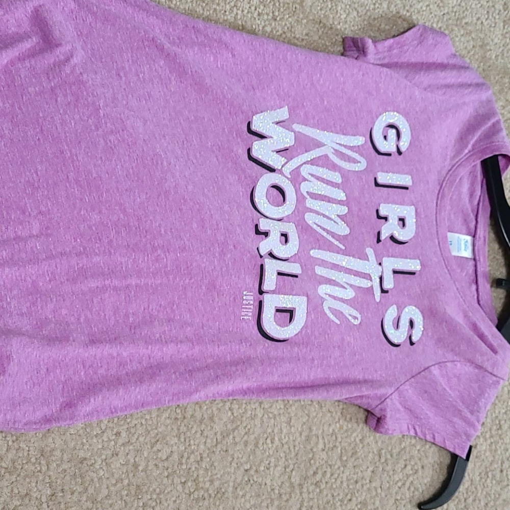 Tshirt - Picture 2 of 4